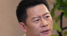 狠狠色噜噜